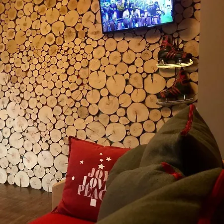 Апартаменты Chalet By Ski Slopes *